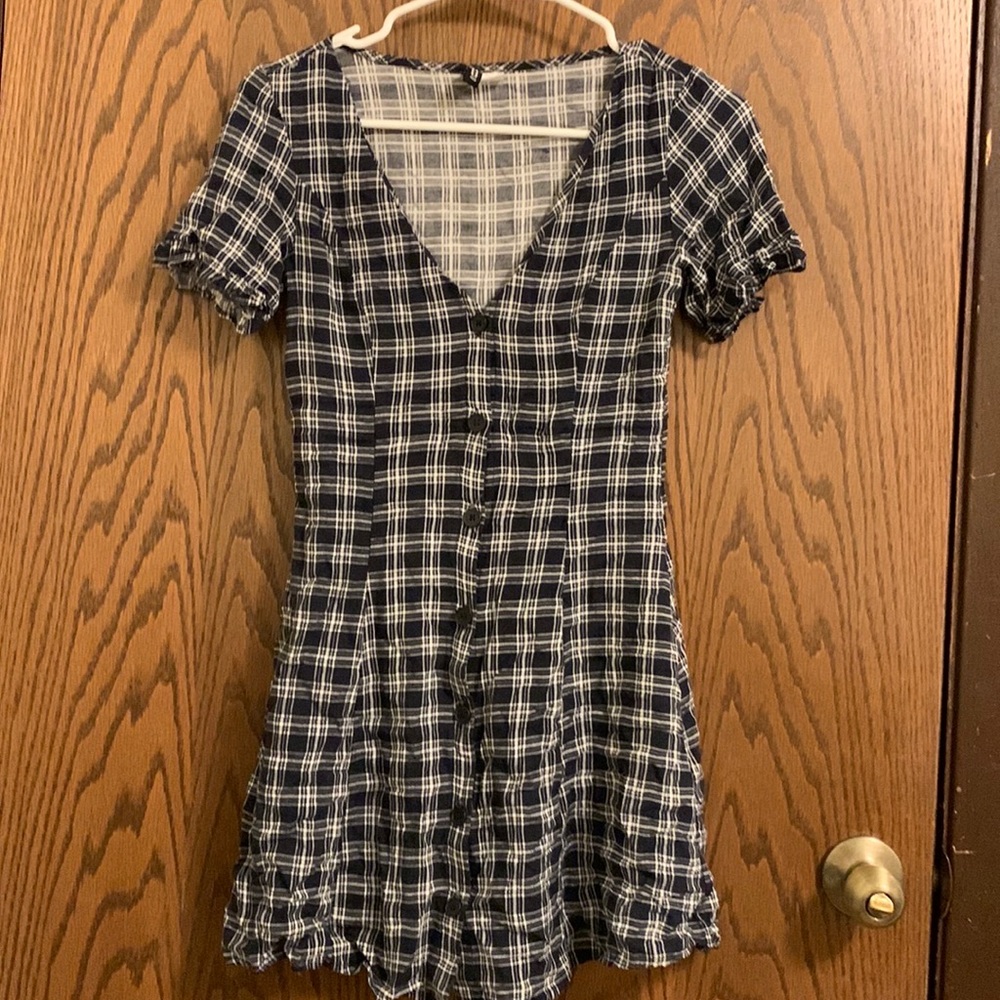 Plaid navy 👗
